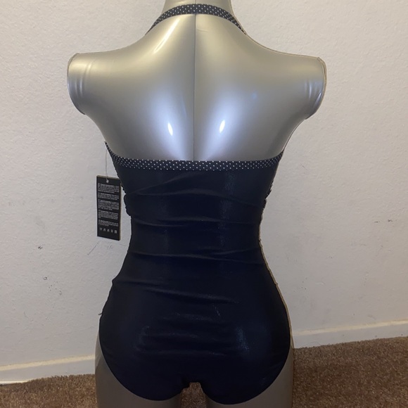 BEACH QUEEN one-piece swimsuit - Picture 3 of 6